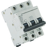 Three Pole Circuit Breaker 6kA